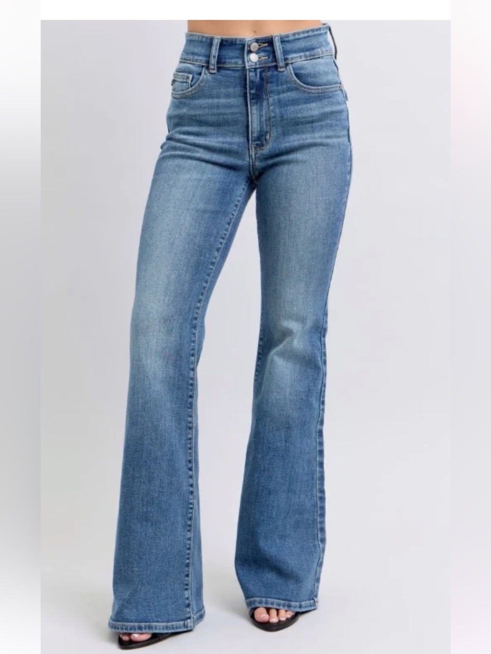 JUDY BLUE High rise flare jeans size 13/31 NEW